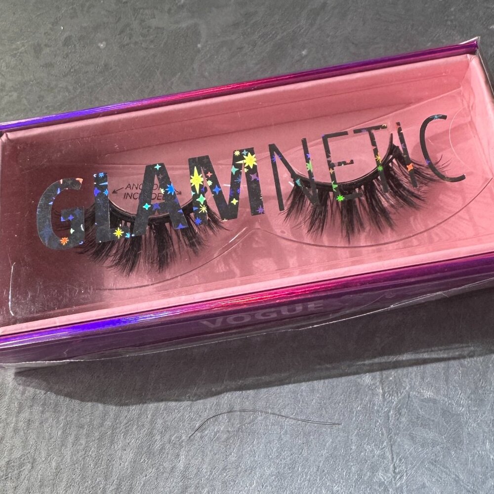 GLAMNETIC VOGUE Eyelashes - NIB